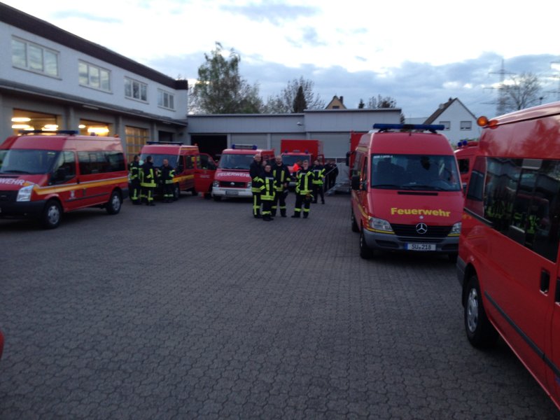Warten auf den Einsatz an der Feuerwache in Troisdorf