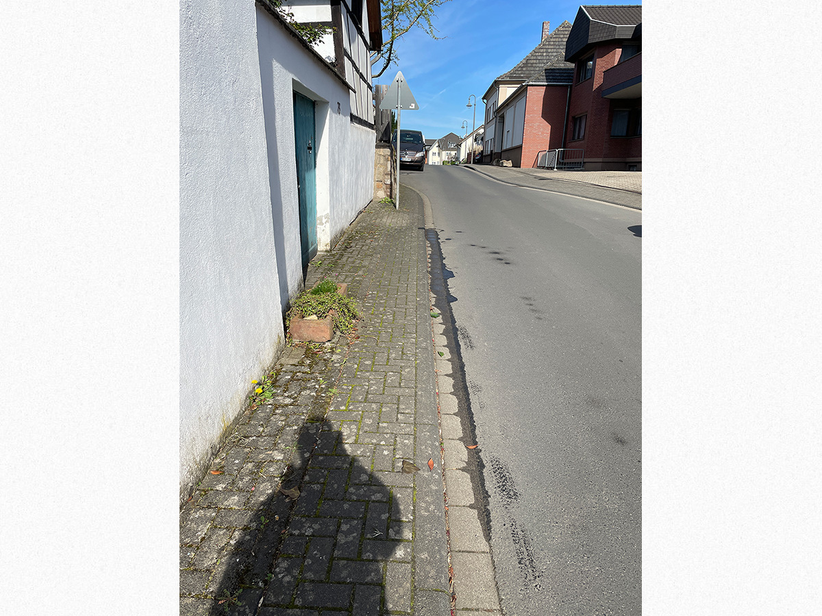 Ölspur in der Kalkstraße