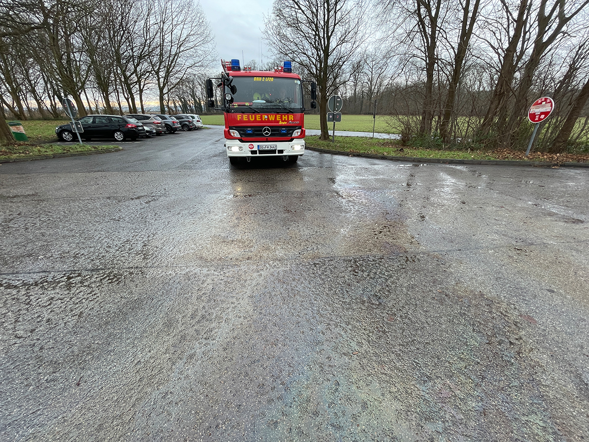 Ölspur auf dem ehemaligen Rastplatz Eichenkamp